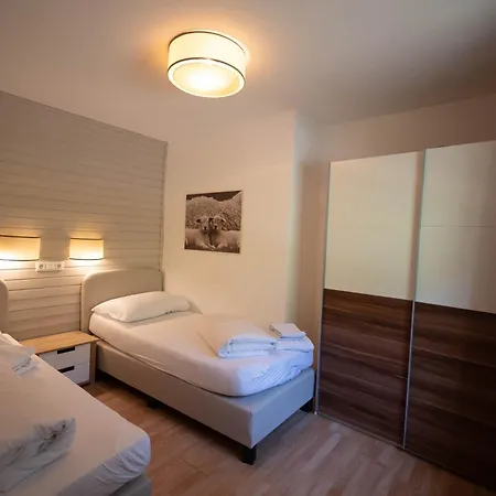 Edelweiss Lake Apartments Zell Am See Daire Zell am See