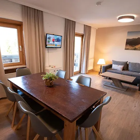 Edelweiss Lake Apartments Zell Am See *
