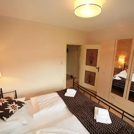 Edelweiss Am アパート