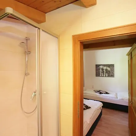 Edelweiss Am See Apartment *
