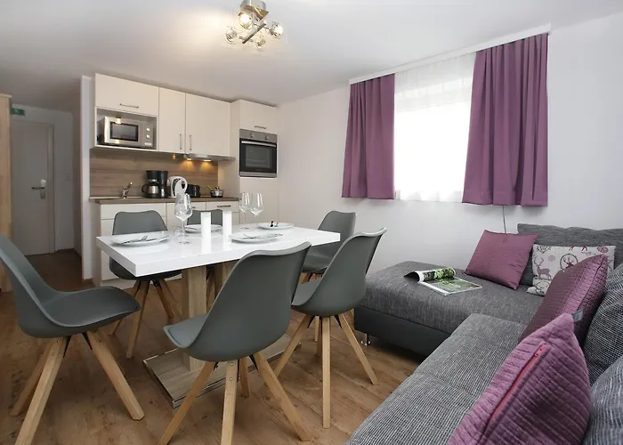 Edelweiss Lake Apartments Zell Am See 젤암제