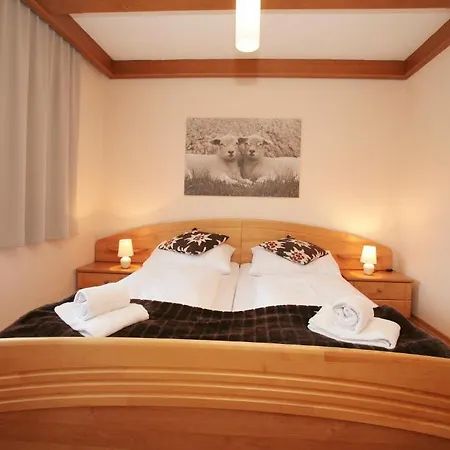 公寓 Edelweiss Am 滨湖采尔